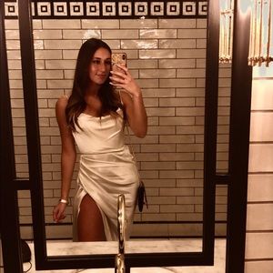 Meet your Posher, Sofia